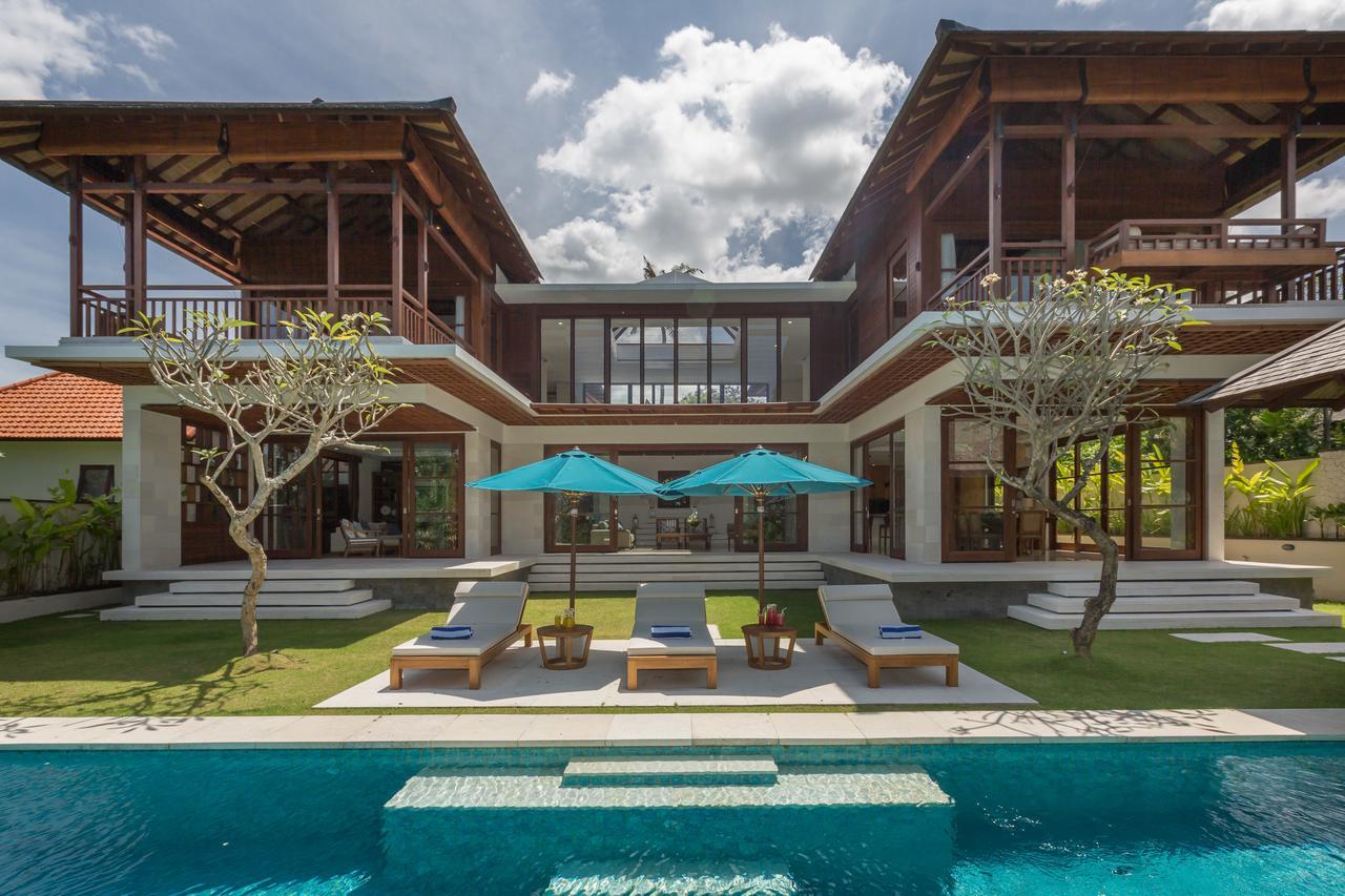 Villa Rusa Biru - Modern Villa With Private Pool And Cook In The Heart Of Berawa Canggu Exterior foto