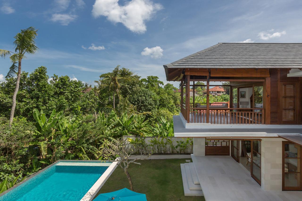 Villa Rusa Biru - Modern Villa With Private Pool And Cook In The Heart Of Berawa Canggu Exterior foto
